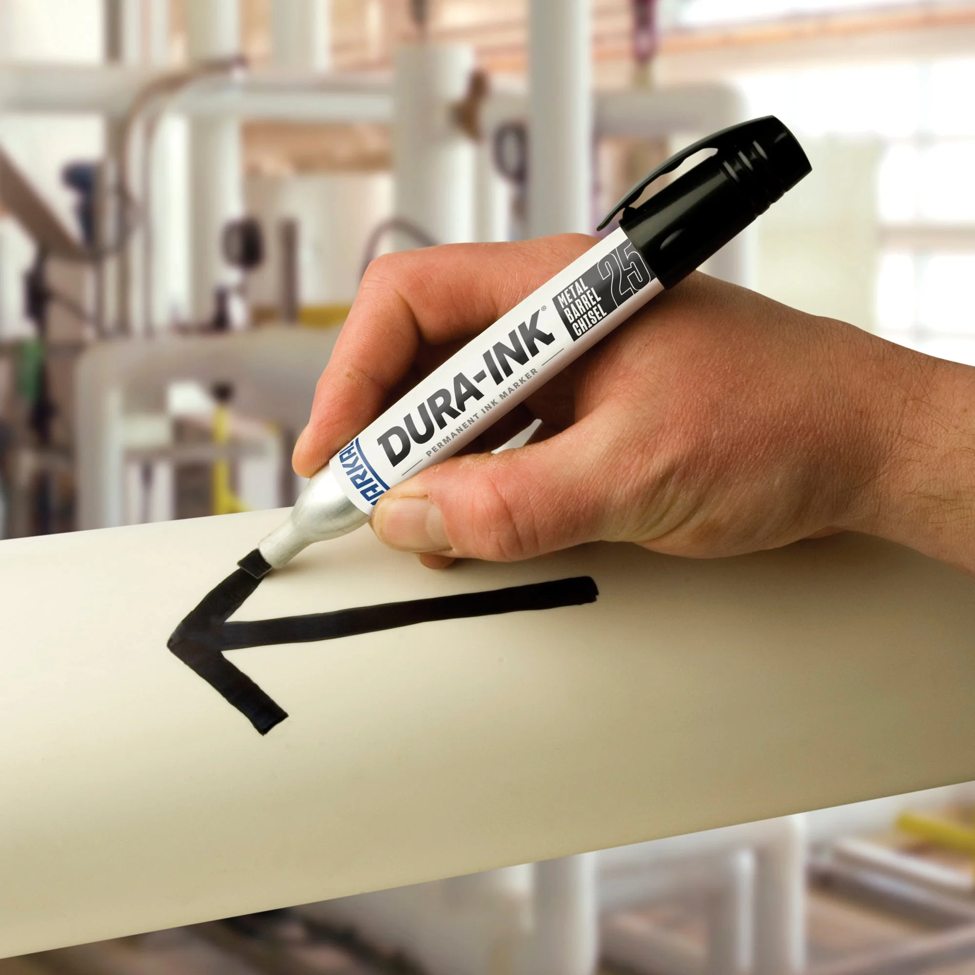DURA-INK Metal Barrel Chisel Permanent Ink Marker mã 096223 ảnh 2