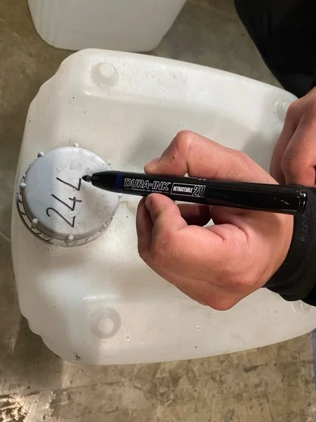 DURA-INK Retractable Permanent Ink Marker mã 096575 ảnh 3