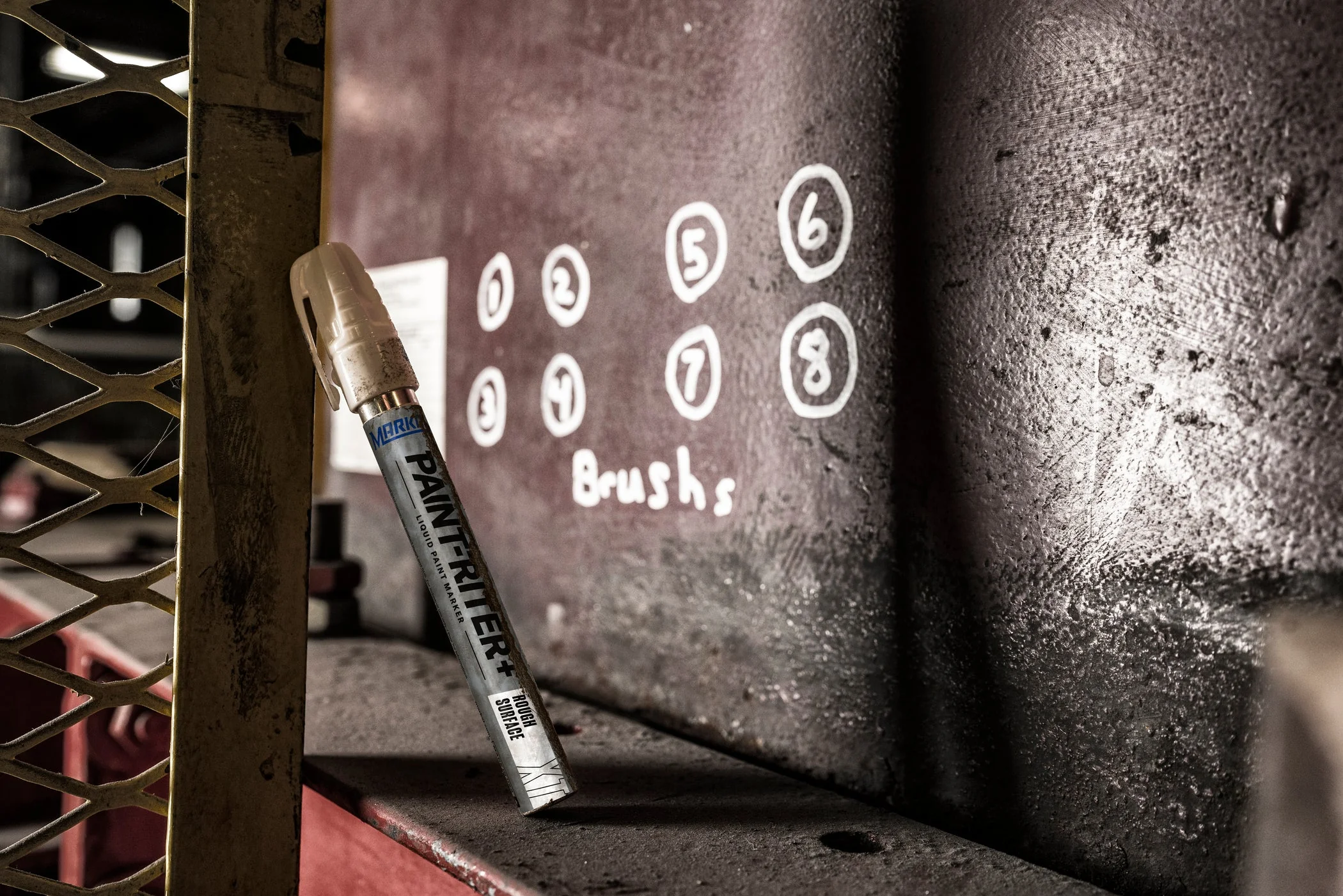 PAINT-RITER+ Rough Surface Liquid Paint Marker mã 097250 ảnh 3